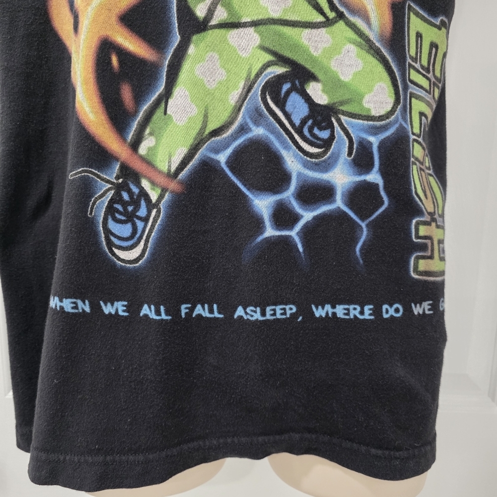 Billie Eilish Anime Flames Graphic TShirt Size S - Picture 5 of 11